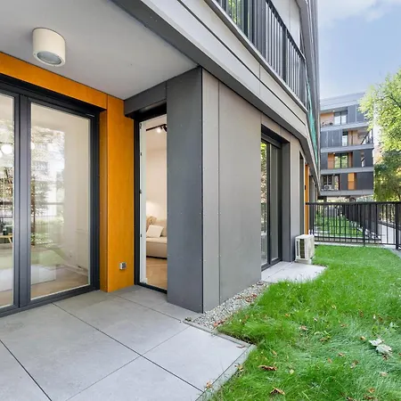 Luxury Two-bedroom With Terrace By Tyzenhauz Apartamento