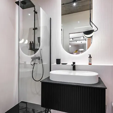 Luxury Two-bedroom With Terrace By Tyzenhauz Apartamento Cracóvia